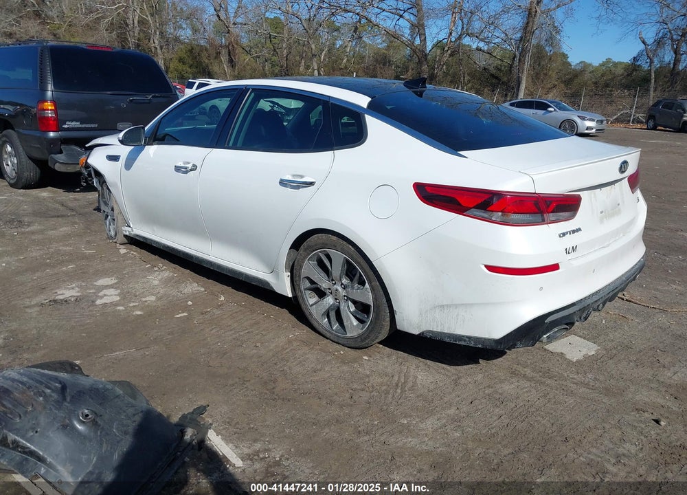 2019 KIA OPTIMA VIN: 5XXGT4L33KG305397