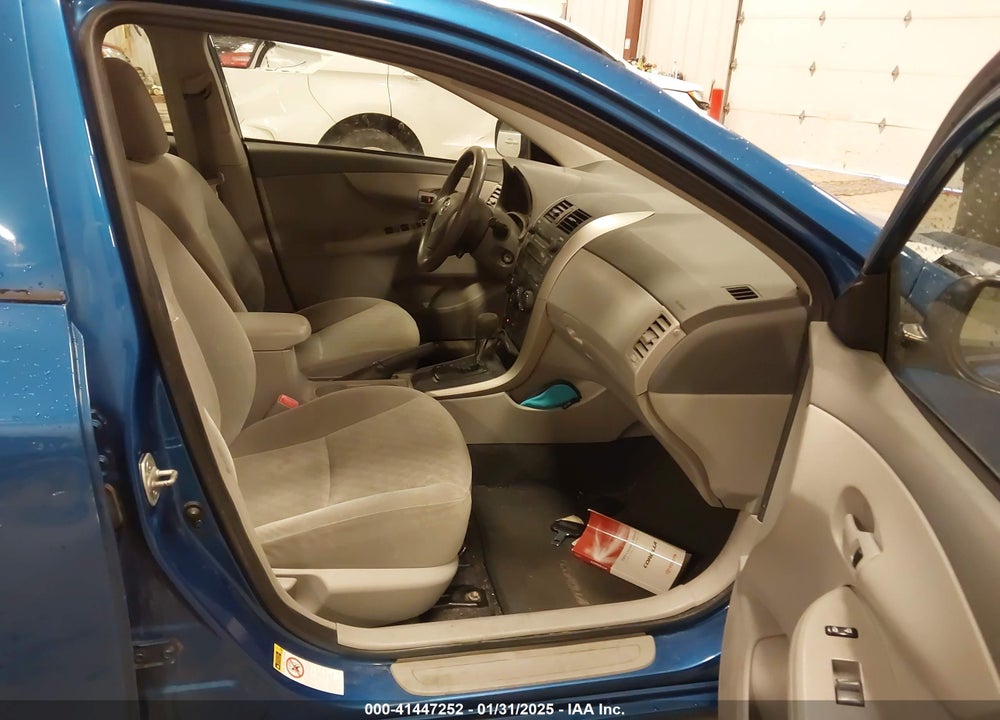 2009 TOYOTA COROLLA VIN: JTDBL40E19J031056