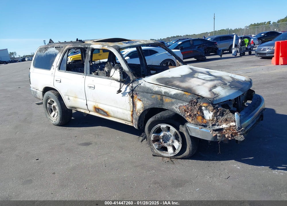 2000 TOYOTA 4RUNNER SR5 V6 VIN: JT3GN86R6Y0151493