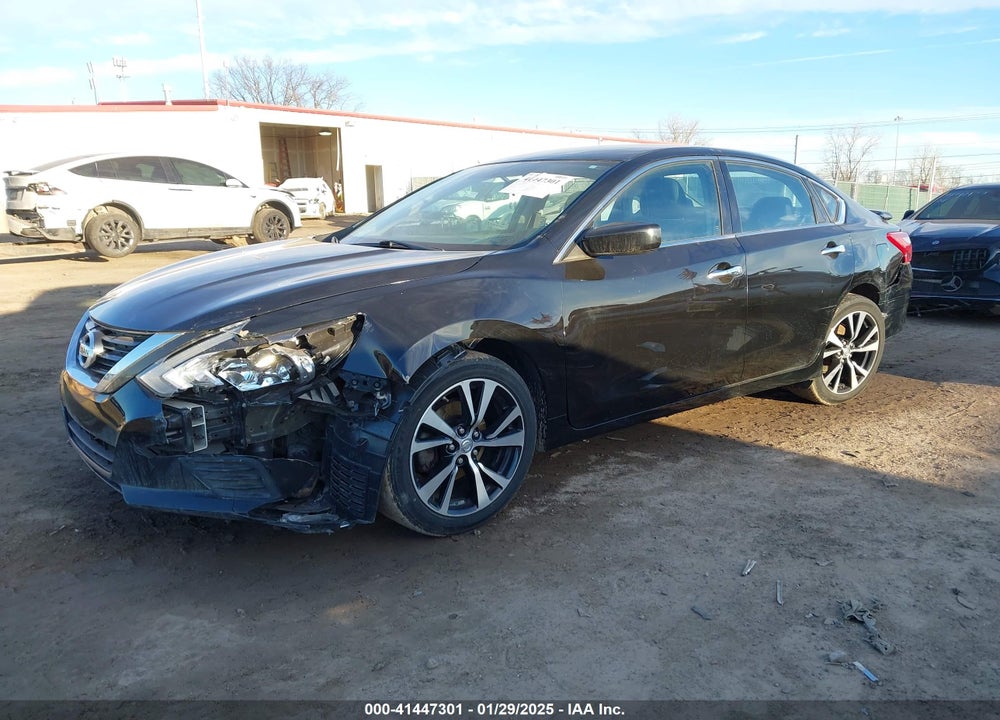 2017 NISSAN ALTIMA VIN: 1N4AL3APXHC193413