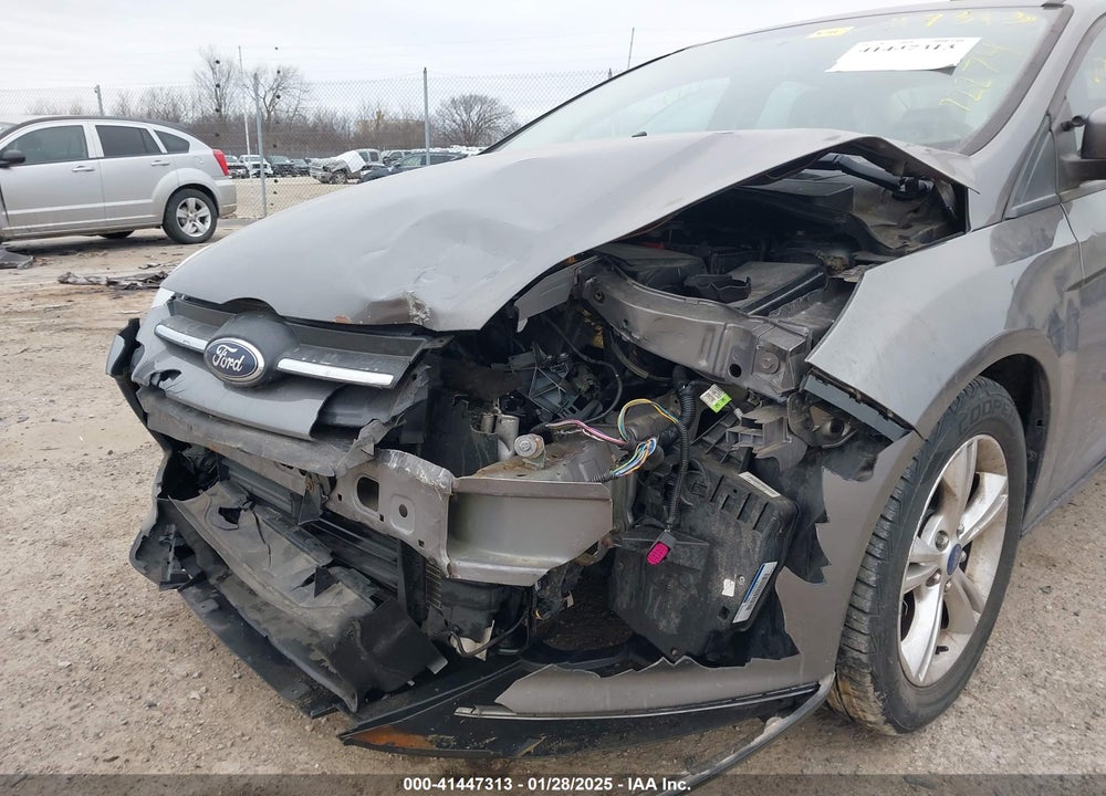 2014 FORD FOCUS VIN: 1FADP3F29EL228081