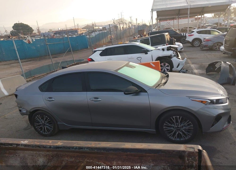 2023 KIA FORTE VIN: 3KPF54AD9PE564137
