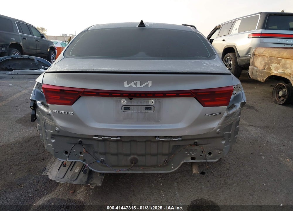 2023 KIA FORTE VIN: 3KPF54AD9PE564137