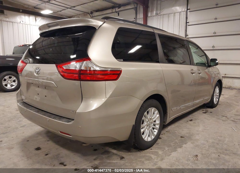 2015 TOYOTA SIENNA VIN: 5TDYK3DC7FS645561