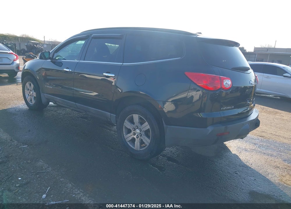 2009 CHEVROLET TRAVERSE LT VIN: 1GNEV23DX9S180274