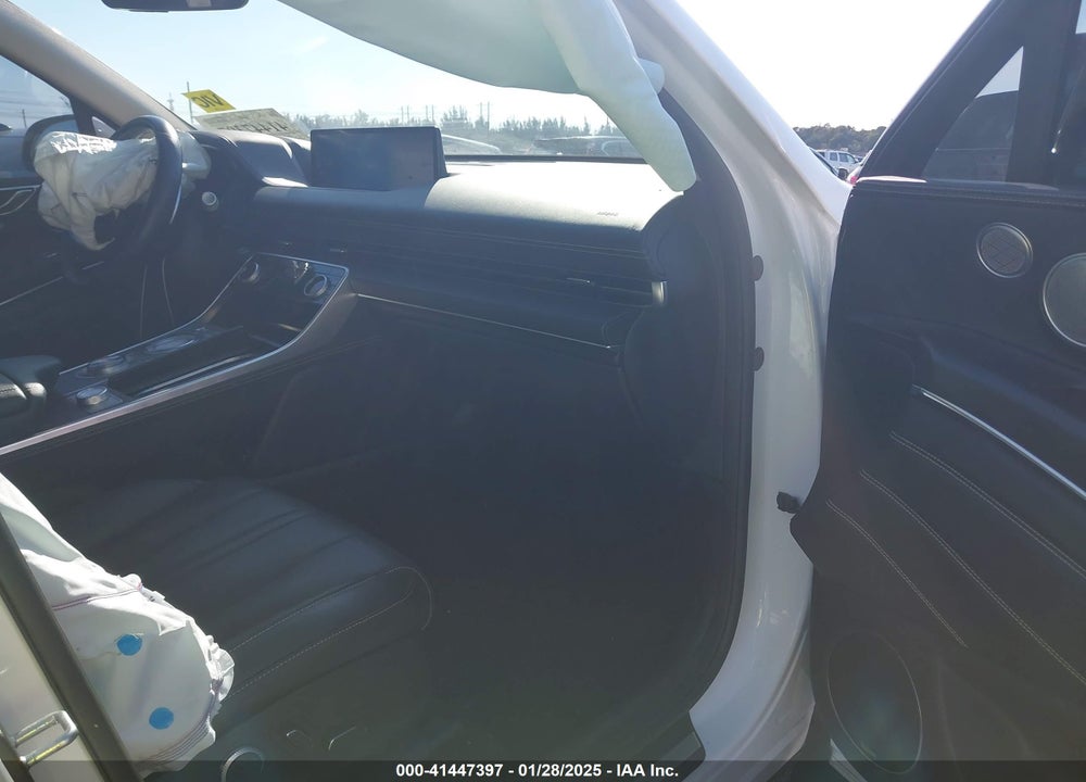 2022 GENESIS GV80 2.5T RWD VIN: KMUHB4SB5NU092559