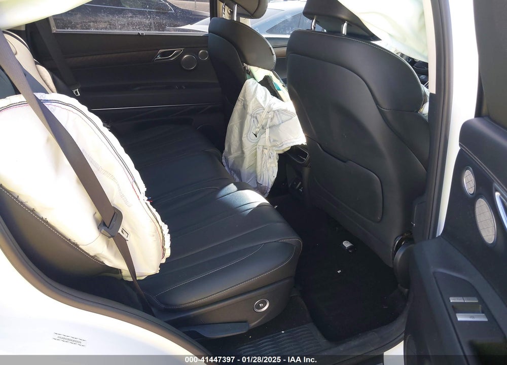 2022 GENESIS GV80 2.5T RWD VIN: KMUHB4SB5NU092559