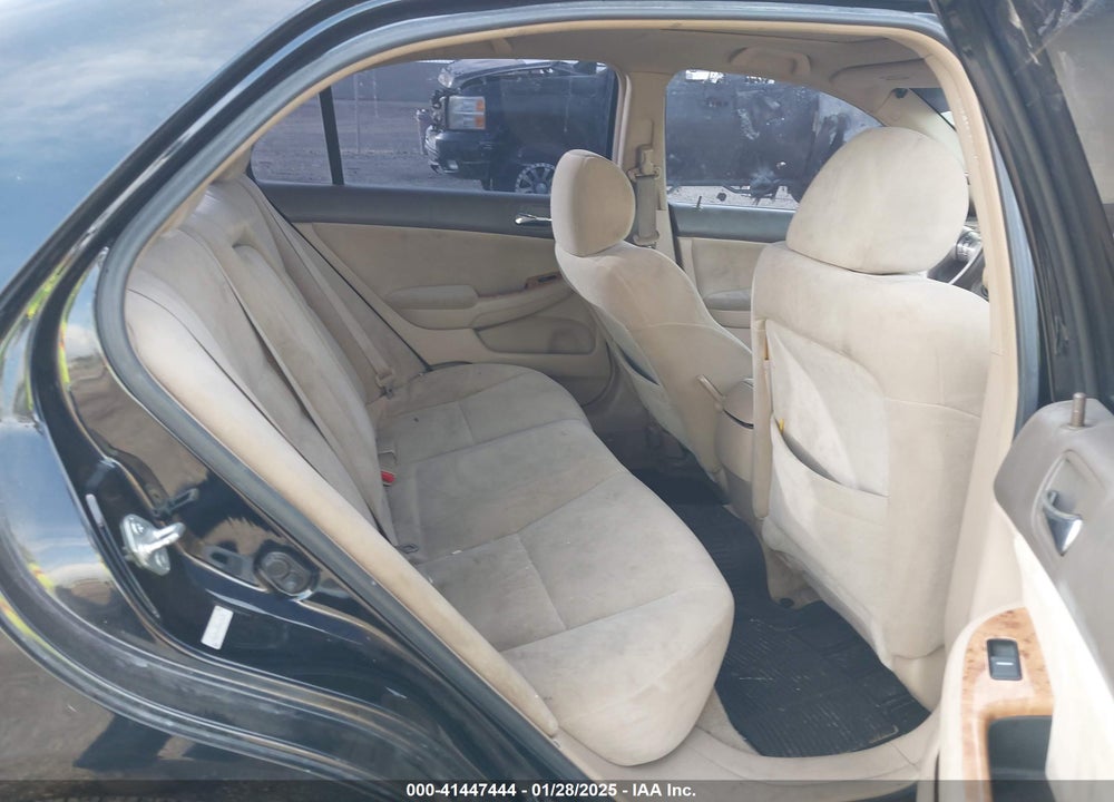 2005 HONDA ACCORD 2.4 EX VIN: 1HGCM56745A179326
