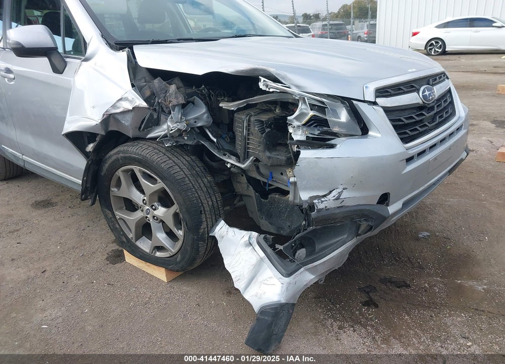 2018 SUBARU FORESTER 2.5I TOURING VIN: JF2SJAWC0JH563809
