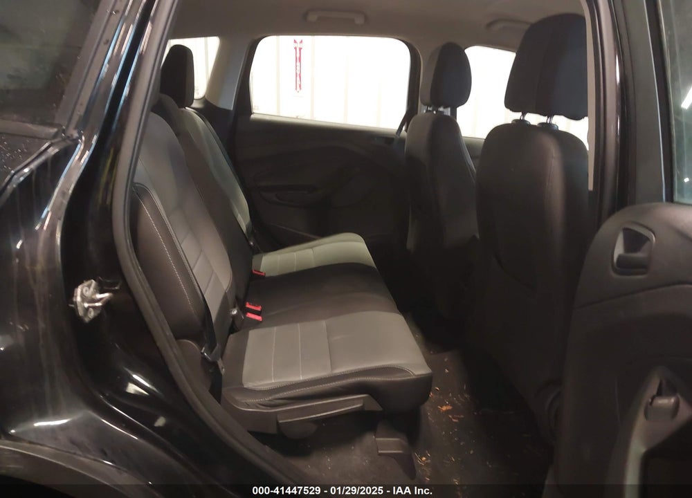 2017 FORD ESCAPE VIN: 1FMCU0F78HUC61950