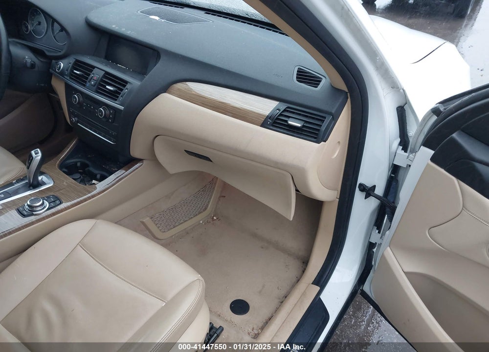 2013 BMW X3 XDRIVE28I VIN: 5UXWX9C58D0A18092