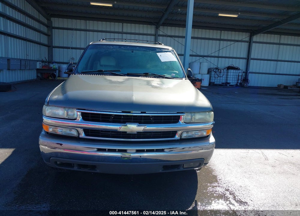 2001 CHEVROLET TAHOE LT VIN: 1GNEC13T11J119588