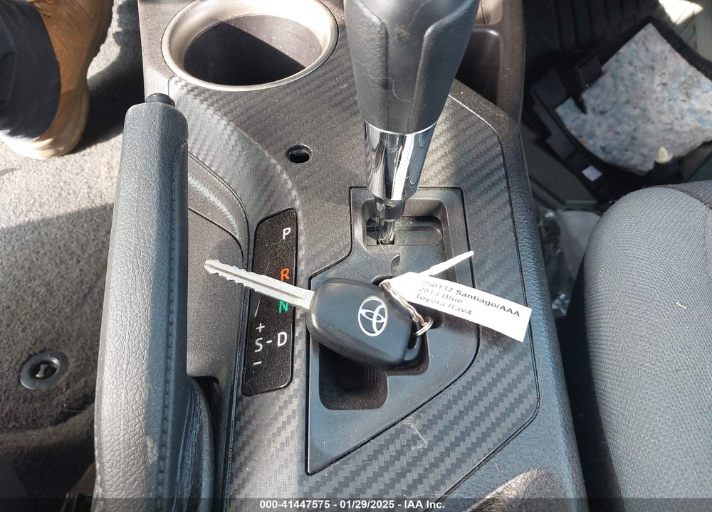 2013 TOYOTA RAV4 LE VIN: 2T3ZFREV4DW062713