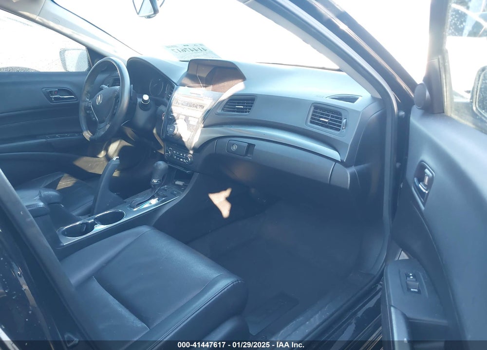 2013 ACURA ILX VIN: 19VDE1F79DE002378