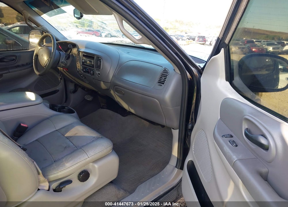 2002 FORD F-150 LARIAT/XL/XLT VIN: 1FTRX18L42NA12388