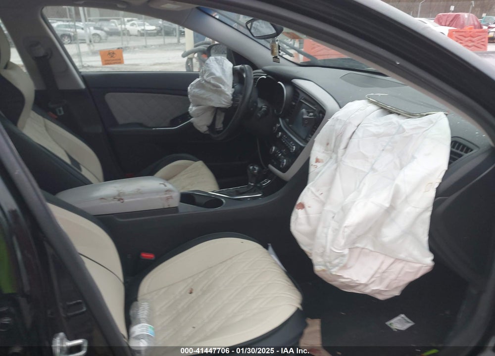 2014 KIA OPTIMA VIN: 5XXGR4A68EG325077