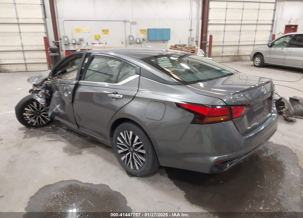 2024 NISSAN ALTIMA SV FWD VIN: 1N4BL4DV9RN382600