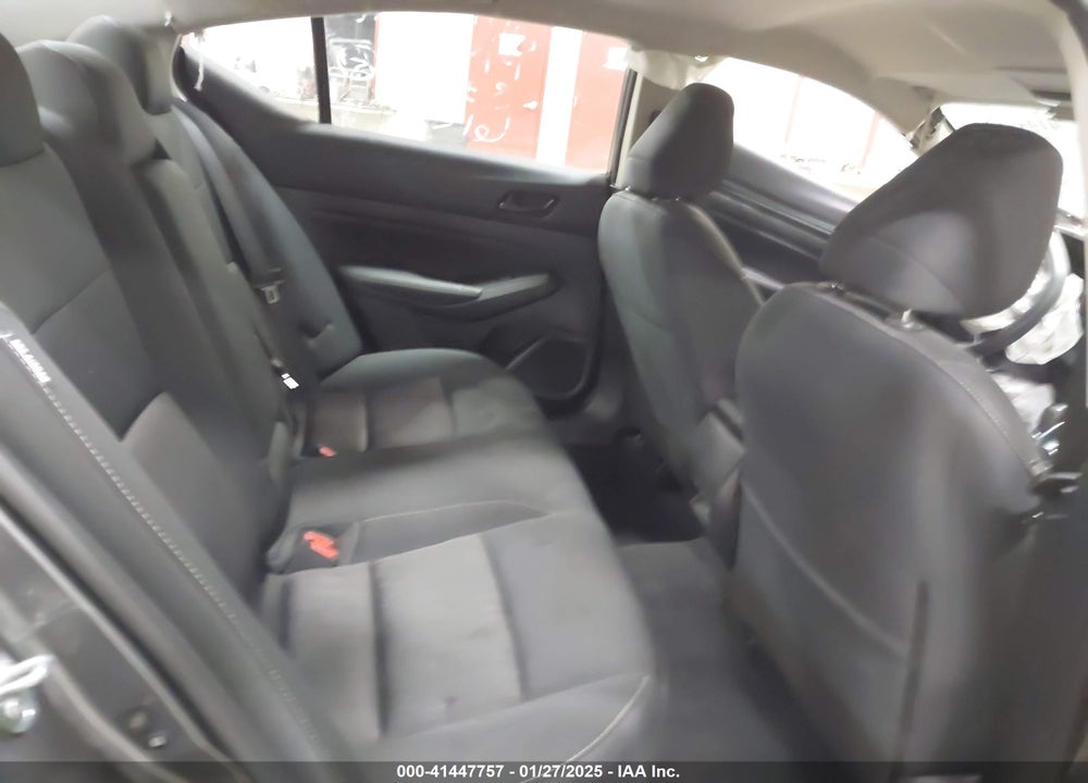 2024 NISSAN ALTIMA SV FWD VIN: 1N4BL4DV9RN382600