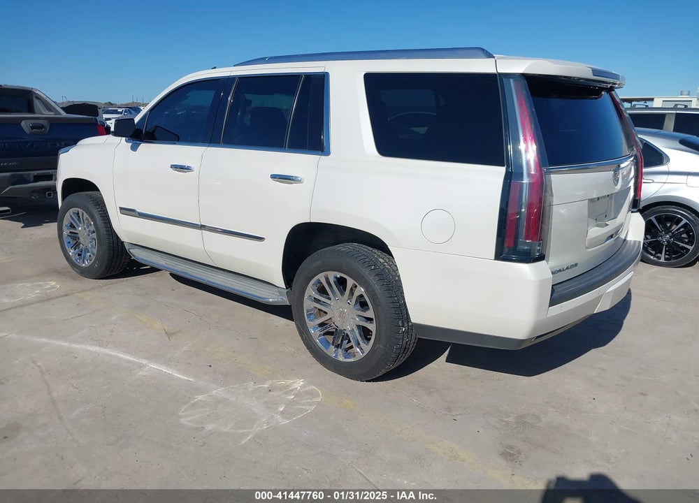 2015 CADILLAC ESCALADE VIN: 1GYS3AKJ3FR304871