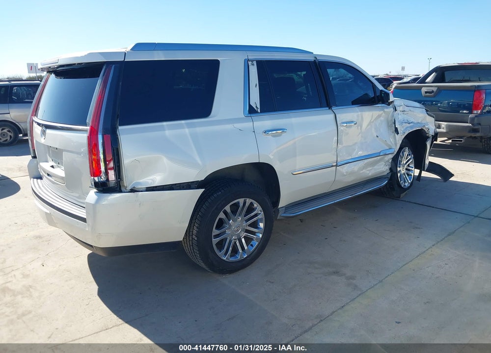 2015 CADILLAC ESCALADE VIN: 1GYS3AKJ3FR304871