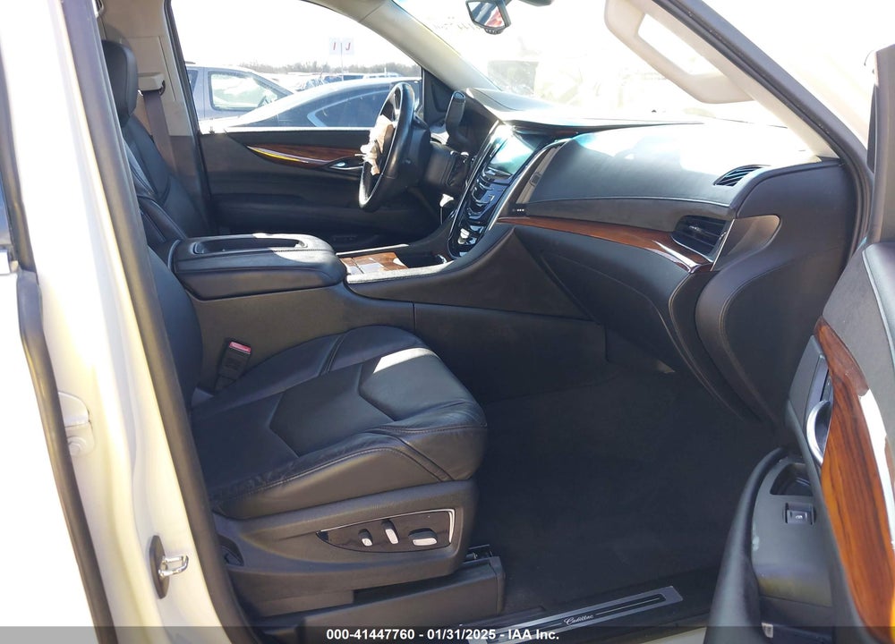 2015 CADILLAC ESCALADE VIN: 1GYS3AKJ3FR304871