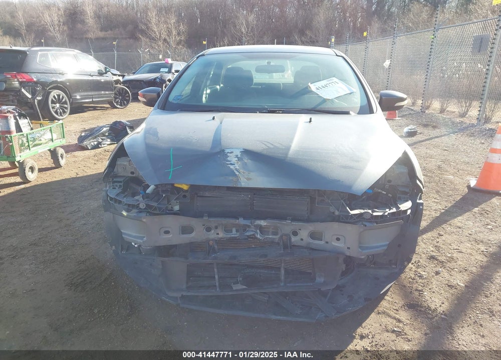 2016 FORD FOCUS VIN: 1FADP3F29GL229069