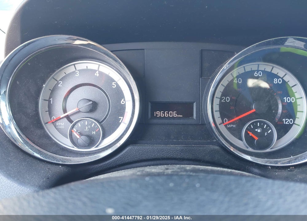 2012 DODGE GRAND CARAVAN SXT VIN: 2C4RDGCG2CR241372
