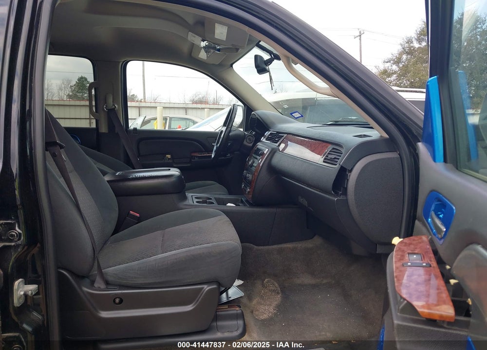 2007 CHEVROLET SUBURBAN 1500 LT VIN: 3GNFC16027G286901