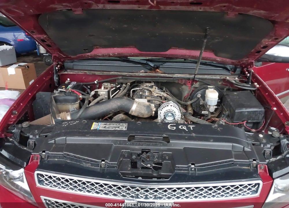 2010 CHEVROLET TAHOE LT VIN: 1GNUKBE04AR224568