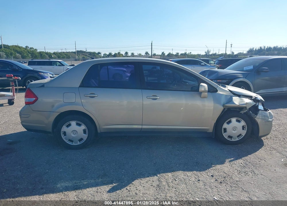 2009 NISSAN VERSA 1.8S VIN: 3N1BC11E19L403570