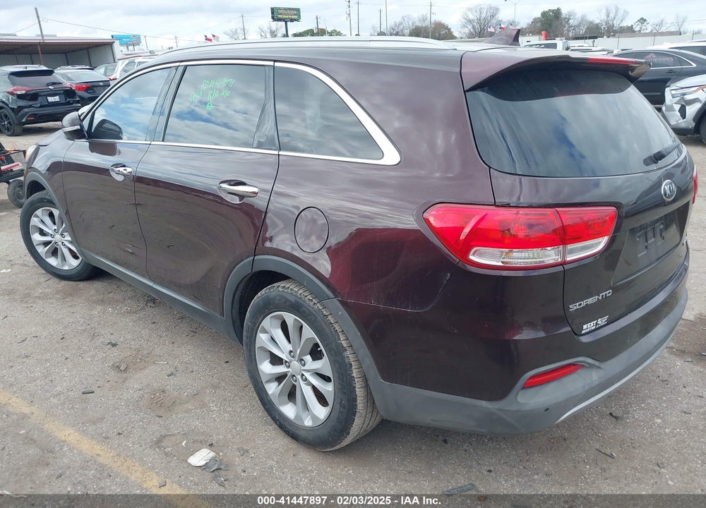2016 KIA SORENTO VIN: 5XYPH4A53GG008123