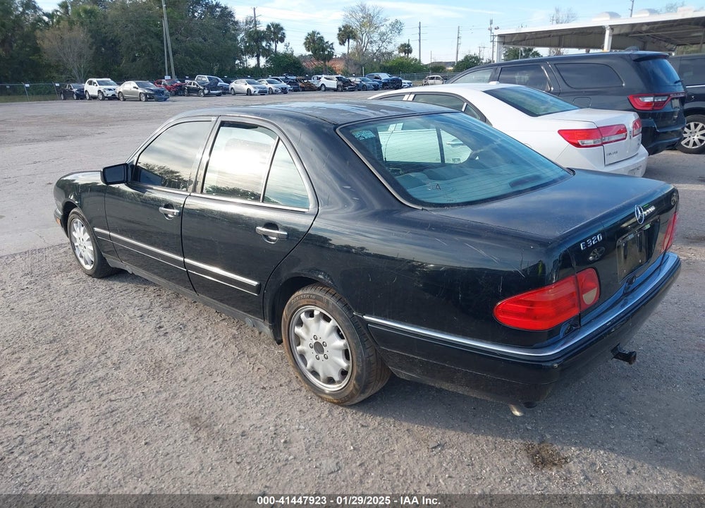 1999 MERCEDES-BENZ E 320 VIN: WDBJF65H6XA724296