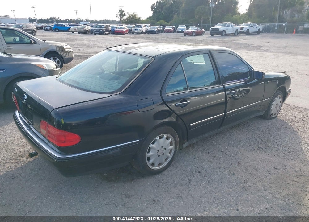 1999 MERCEDES-BENZ E 320 VIN: WDBJF65H6XA724296