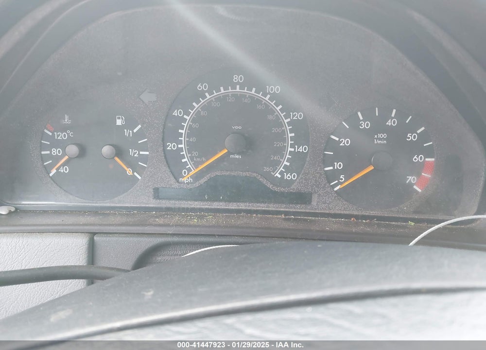 1999 MERCEDES-BENZ E 320 VIN: WDBJF65H6XA724296