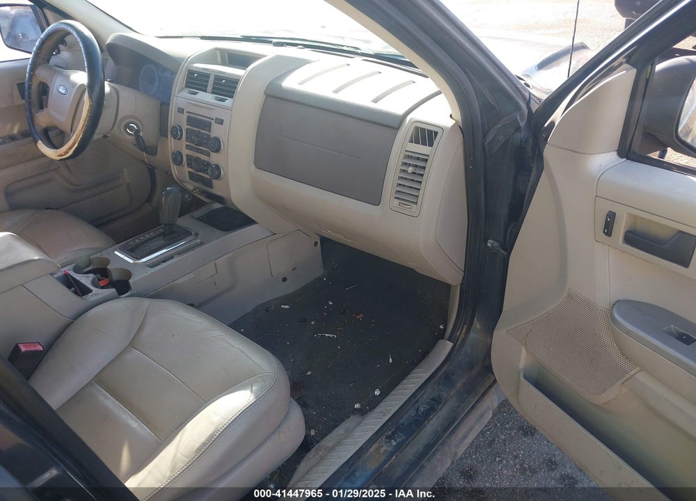 2008 FORD ESCAPE XLT VIN: 1FMCU93198KA68691
