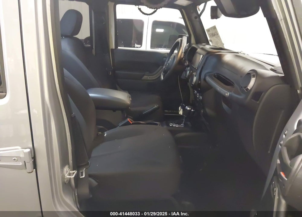 2015 JEEP WRANGLER UNLIMITED SPORT VIN: 1C4BJWDG1FL509957