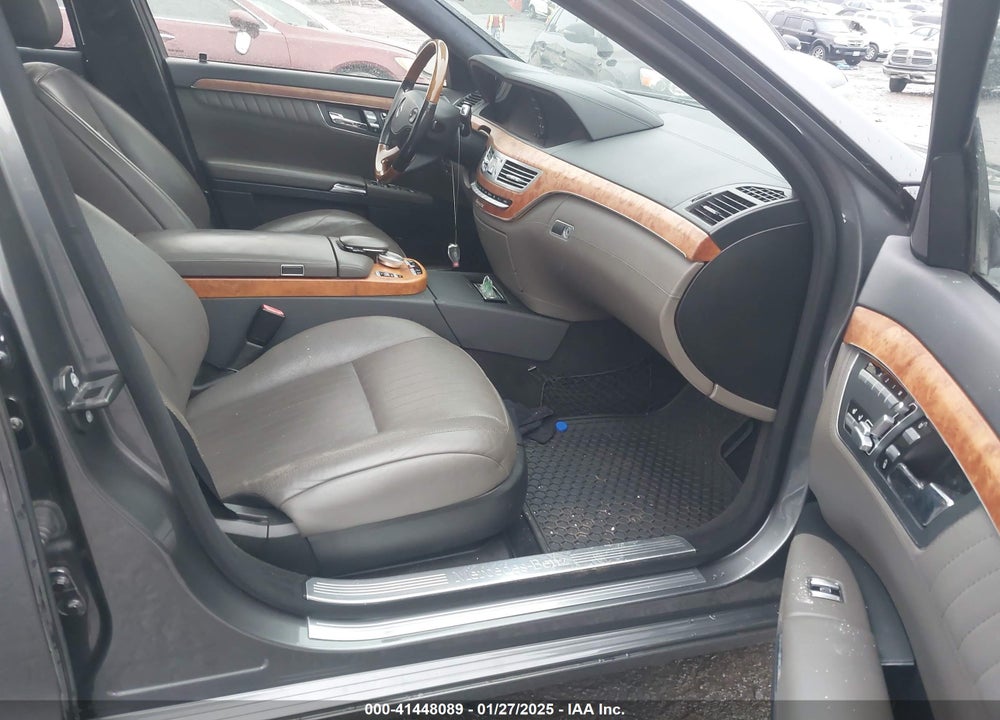 2007 MERCEDES-BENZ S 550 4MATIC VIN: WDDNG86X57A139068