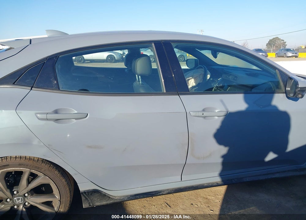 2019 HONDA CIVIC VIN: SHHFK7H96KU409543