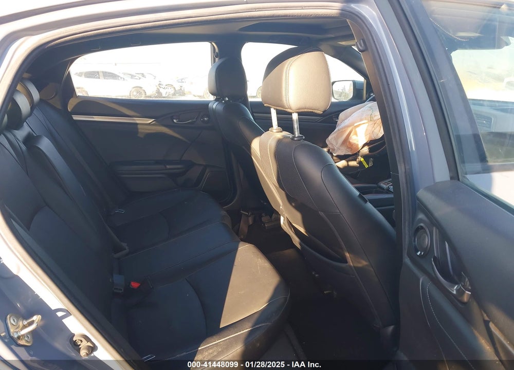 2019 HONDA CIVIC VIN: SHHFK7H96KU409543