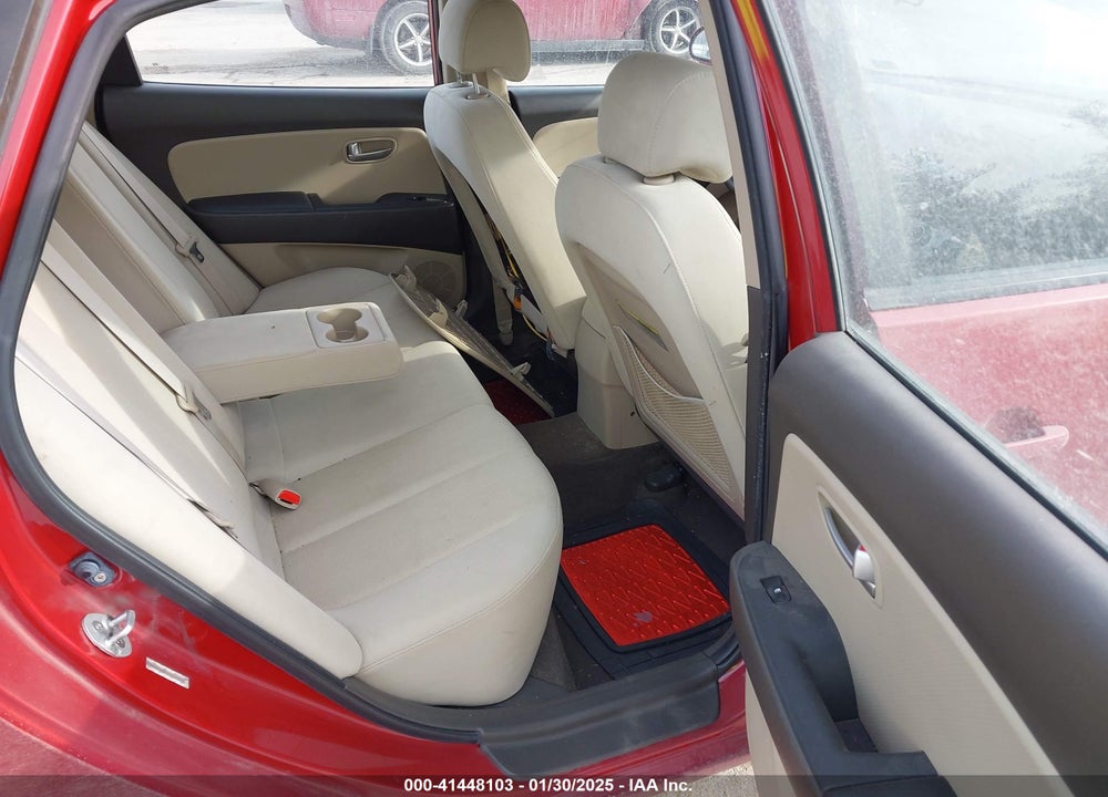 2008 HYUNDAI ELANTRA GLS/SE VIN: KMHDU46D38U561509