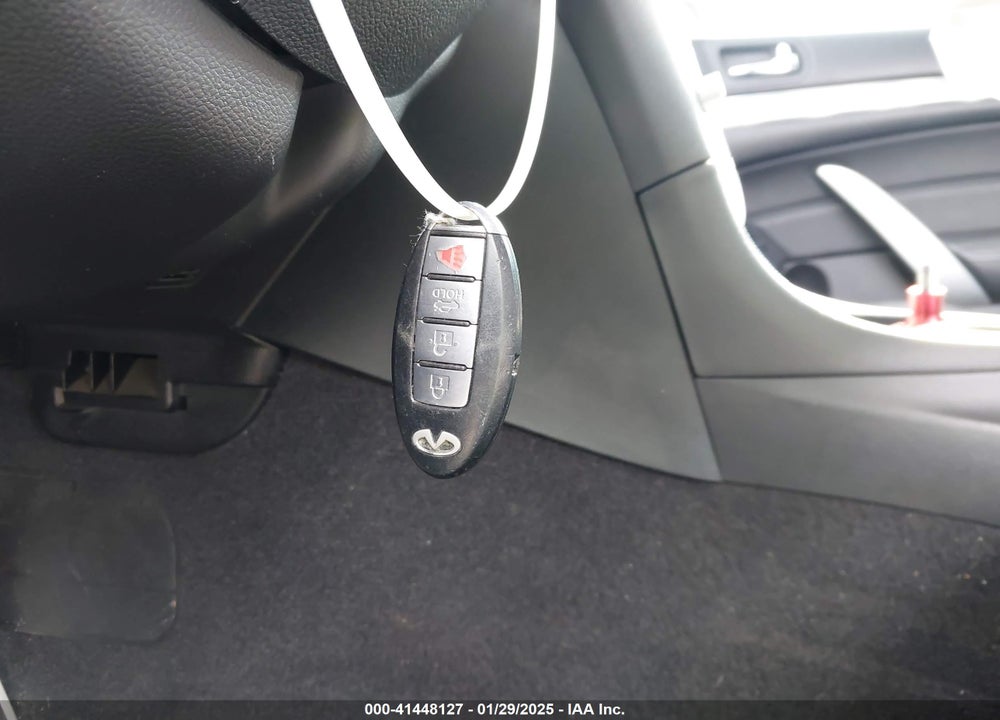 2014 INFINITI Q60 VIN: JN1CV6EK1EM111283