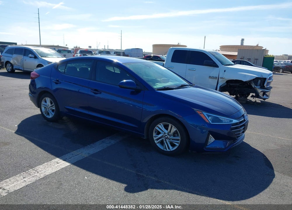 2019 HYUNDAI ELANTRA SEL VIN: 5NPD84LF4KH469616