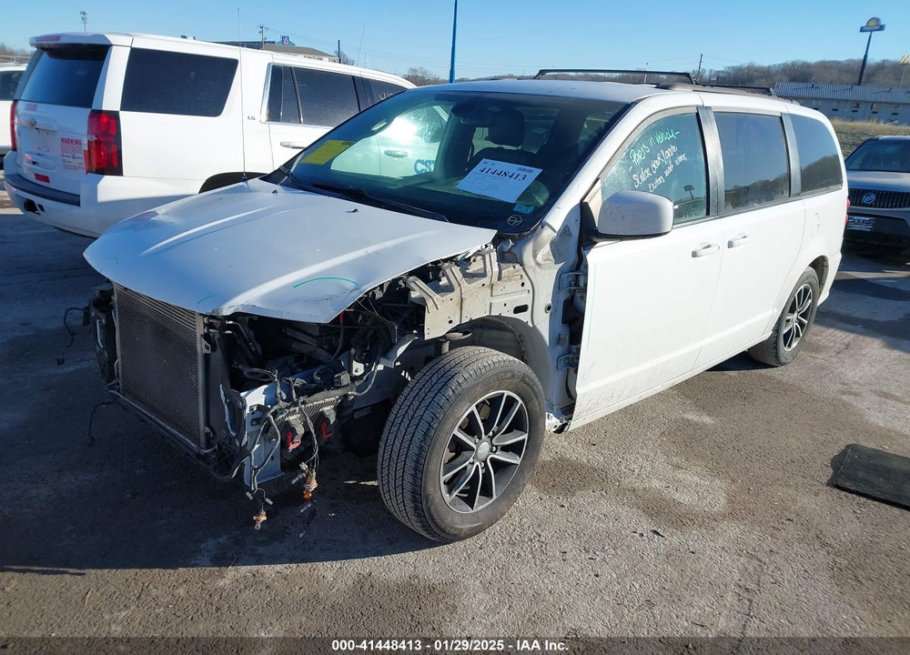 2018 DODGE GRAND CARAVAN VIN: 2C4RDGEG1JR324821