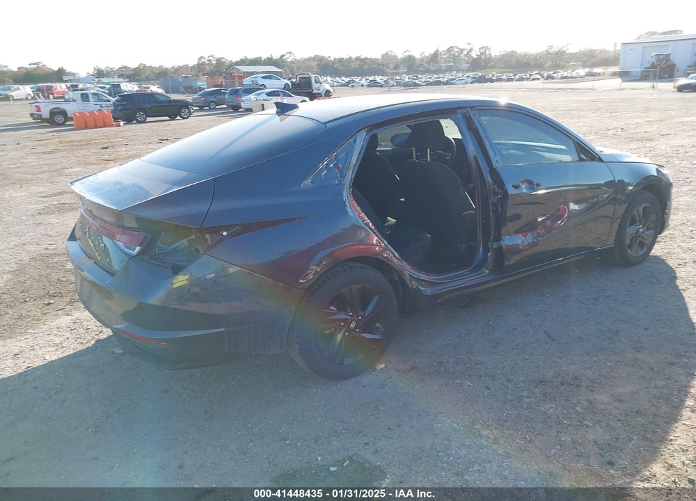 2023 HYUNDAI ELANTRA VIN: 5NPLM4AG9PH110627