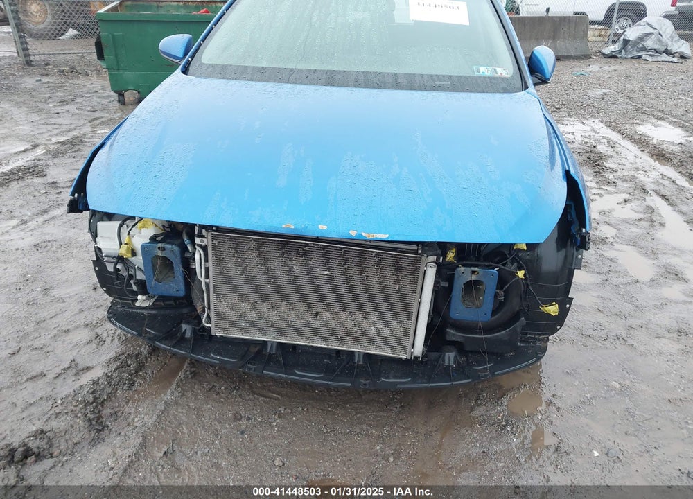 2018 HYUNDAI ELANTRA GT VIN: KMHH35LE5JU016912