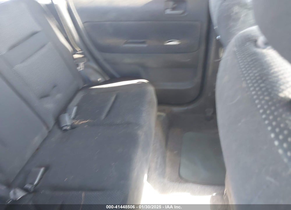 2005 SCION XB VIN: JTLKT334350178769