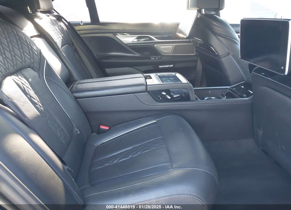 2018 BMW 750I VIN: WBA7F0C50JGM24160