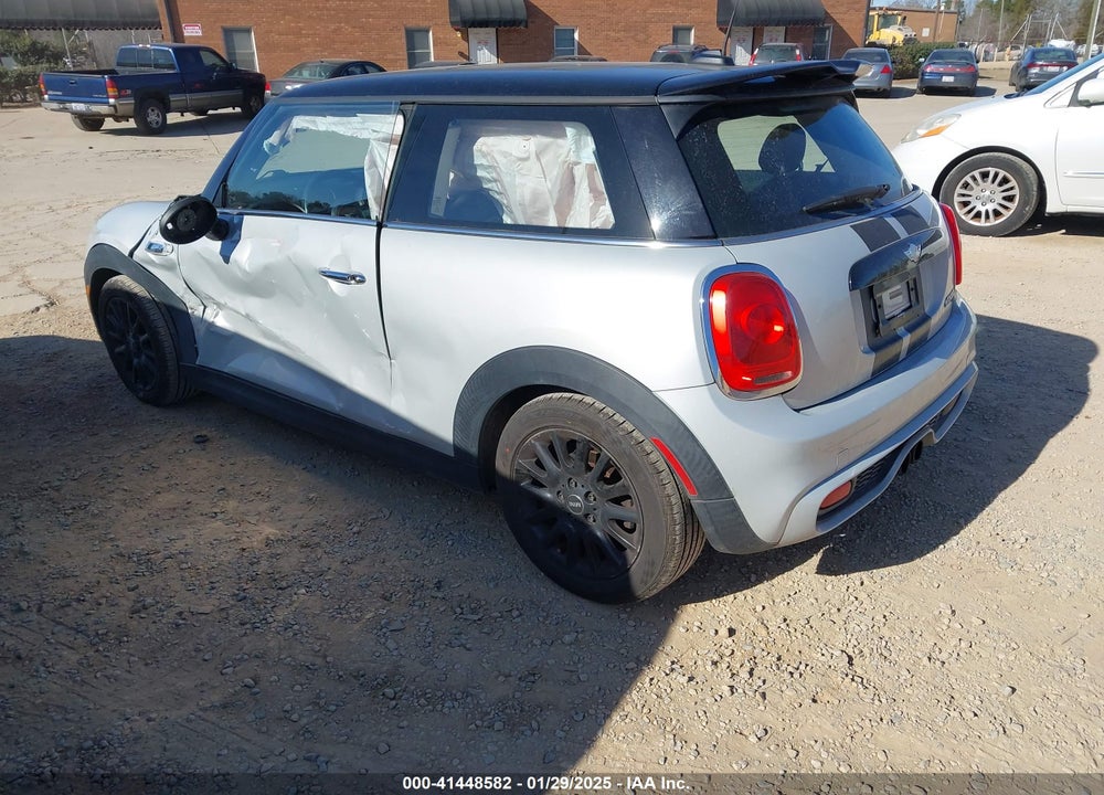 2014 MINI COOPER VIN: WMWXM7C55ET969444