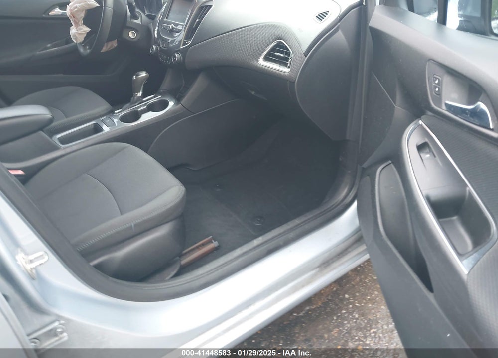 2017 CHEVROLET CRUZE VIN: 1G1BE5SM7H7172738