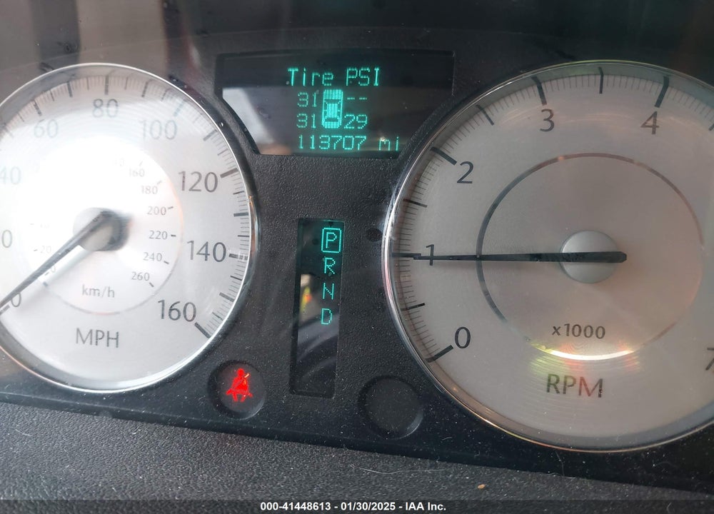 2008 CHRYSLER 300C VIN: 2C3KA63H58H140583